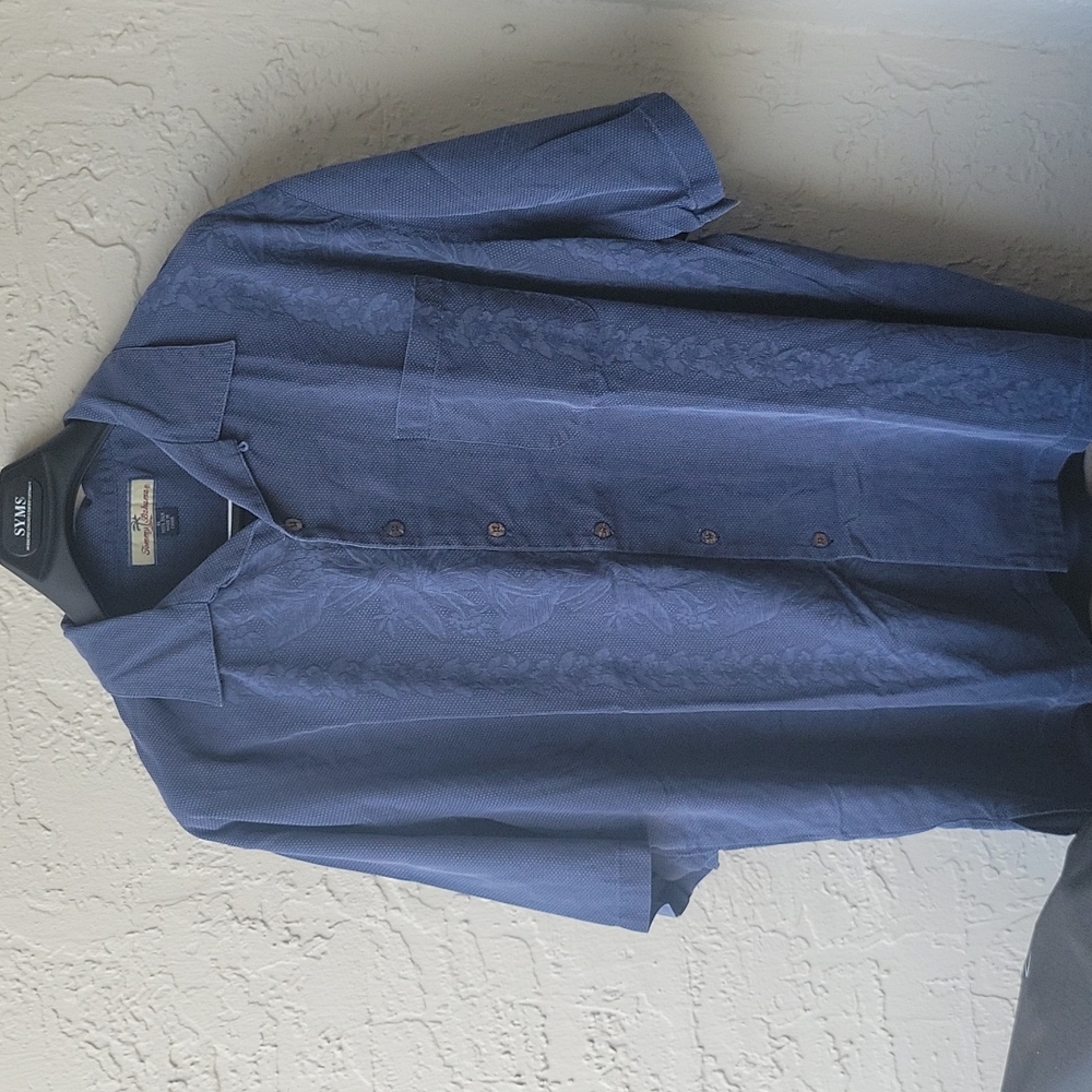 Tommy Bahama button shirt